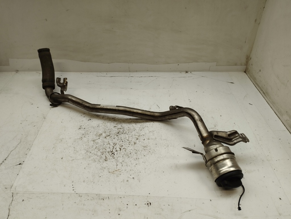 фото №1, Mercedes a35 w177 amg труба заливной топлива a1774701700