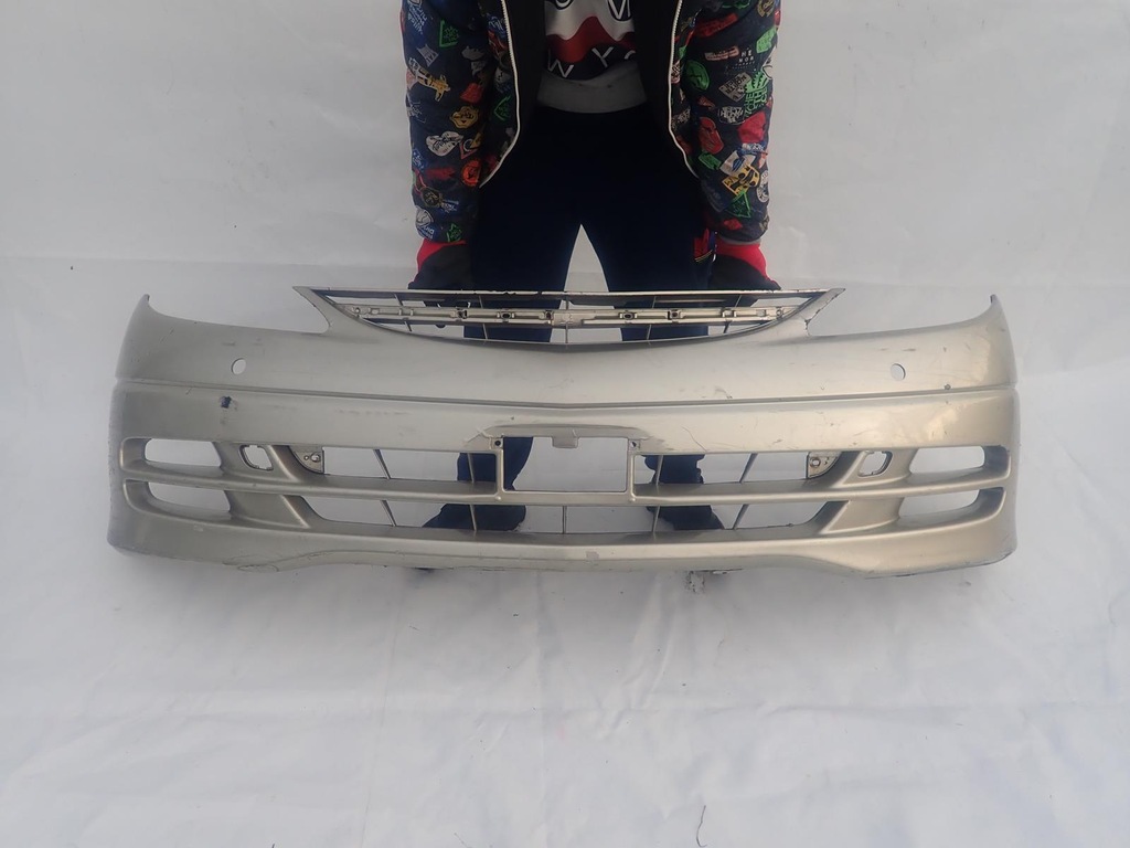 фото №12, Toyota previa ii 2 00-04 бампер перед sprysk