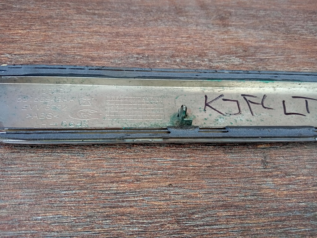 фото №7, Jeep cherokee liberty kj 5-07r молдинг дверь левый задняя lift