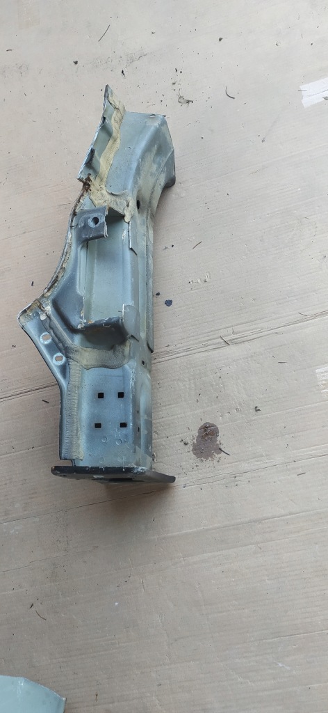 фото №1, Seat arona 2017 r. лонжерон права перед