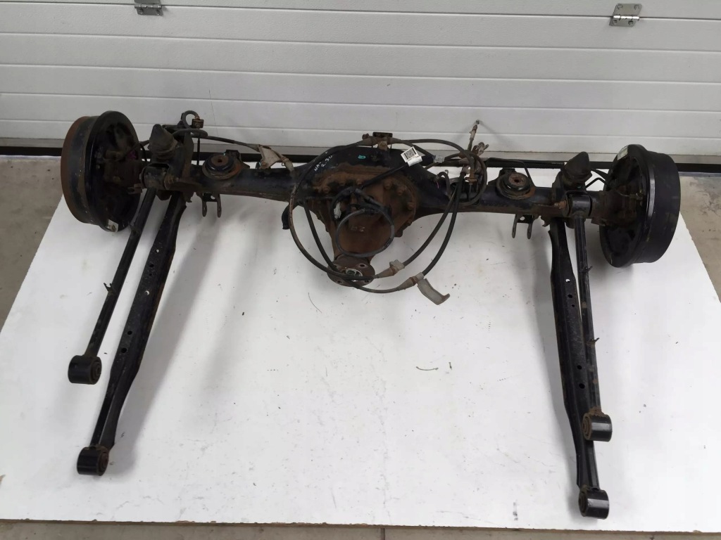 фото №1, Navara iv d23 np300 2019 2.3 dci мост дифференциал oś задняя