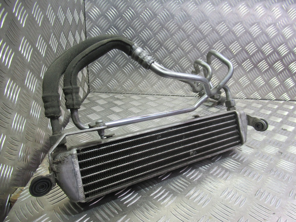 фото №6, Audi r8 радиатор масла 427317021al