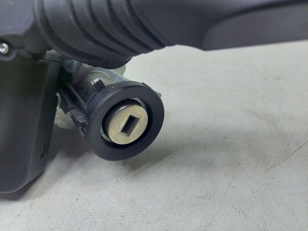 Переключатель комбинированный рычаг лента 13276153ke opel zafira b с Разборки