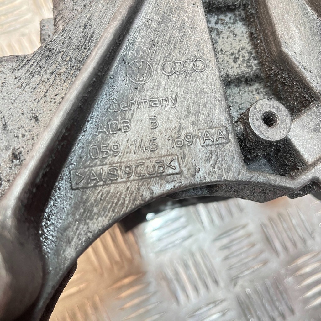 фото №6, Кронштейн насоса підсилювача audi a6 s6 c6 4f 059145169aa