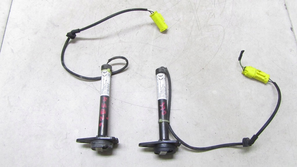 фото №1, Mercedes w205 патрон капот kpl 15-