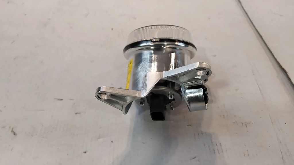 Противотуманная фара правый  mercedes-benz e w212 Доставка