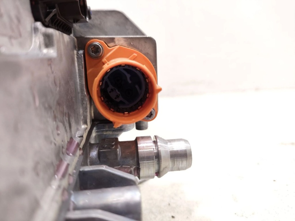 фото №8, Mercedes-benz eqb 2023 преобразователи