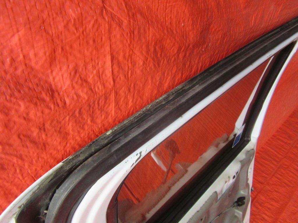 фото №3, Ford ranger 2015 двері ліва задня kpl