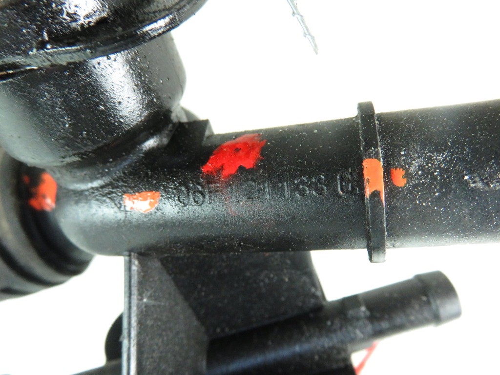 фото №6, Патрубок wody skoda octavia ii 2.0 tfsi 06f121133e