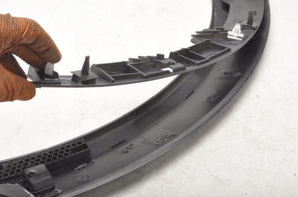 фото №10, Puma mk2 накладка молдинг крила лівий задня 22r