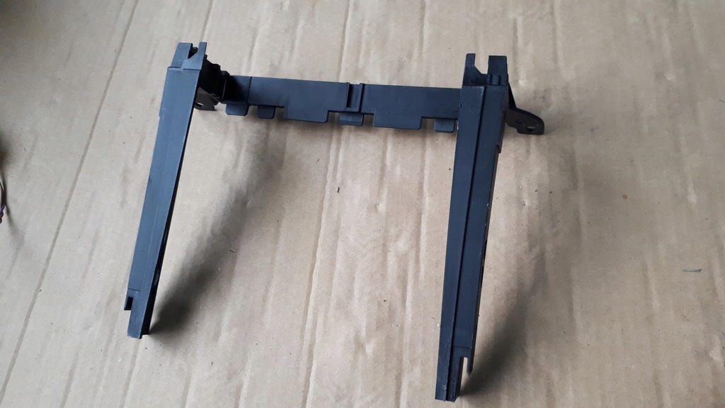 фото №5, Audi оригинальный номер 8k0858969