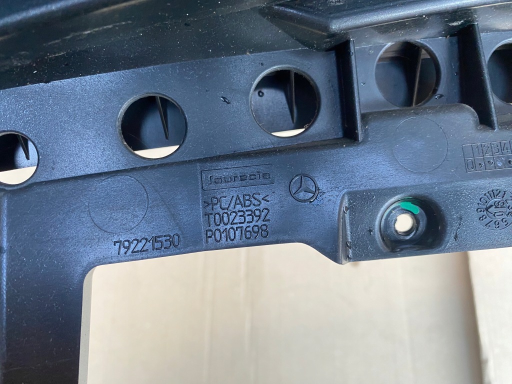 Накладка заглушка панели консоли спидометра козырёк 79221530 mercedes w221 Киев