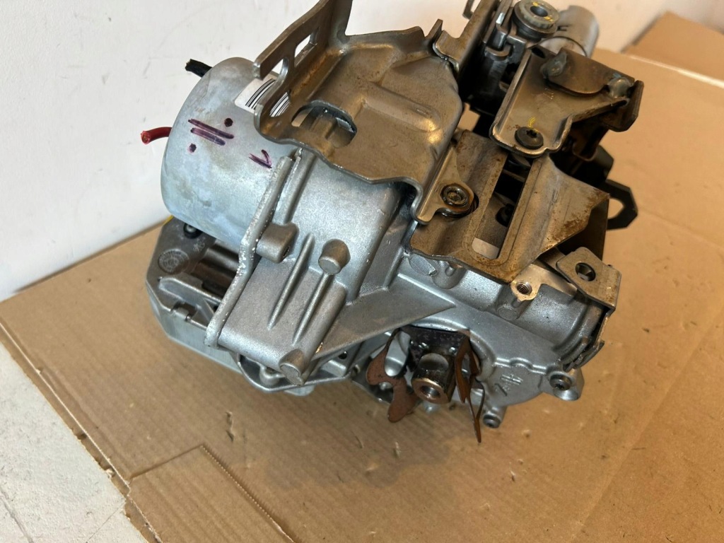 Підсилювач електричний модуль renault clio iii 8200826807a Доставка