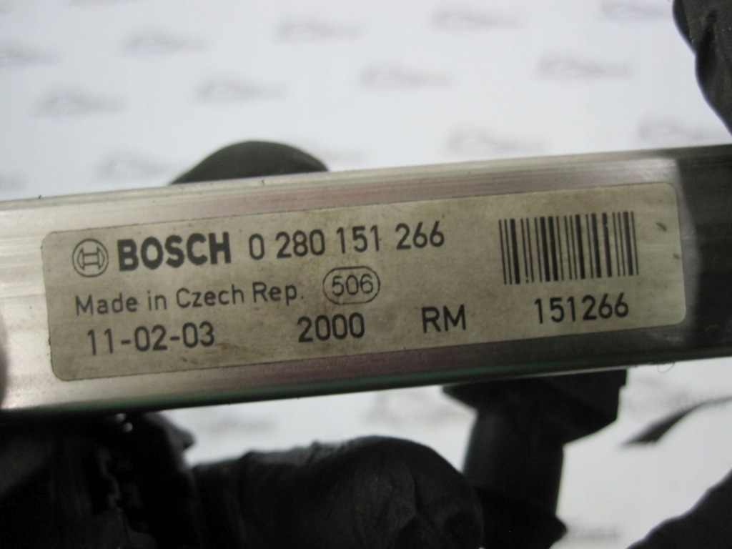 фото №7, Alfa romeo giulietta 1.4 multiair 940a2000 молдинг упорскування 0280620583