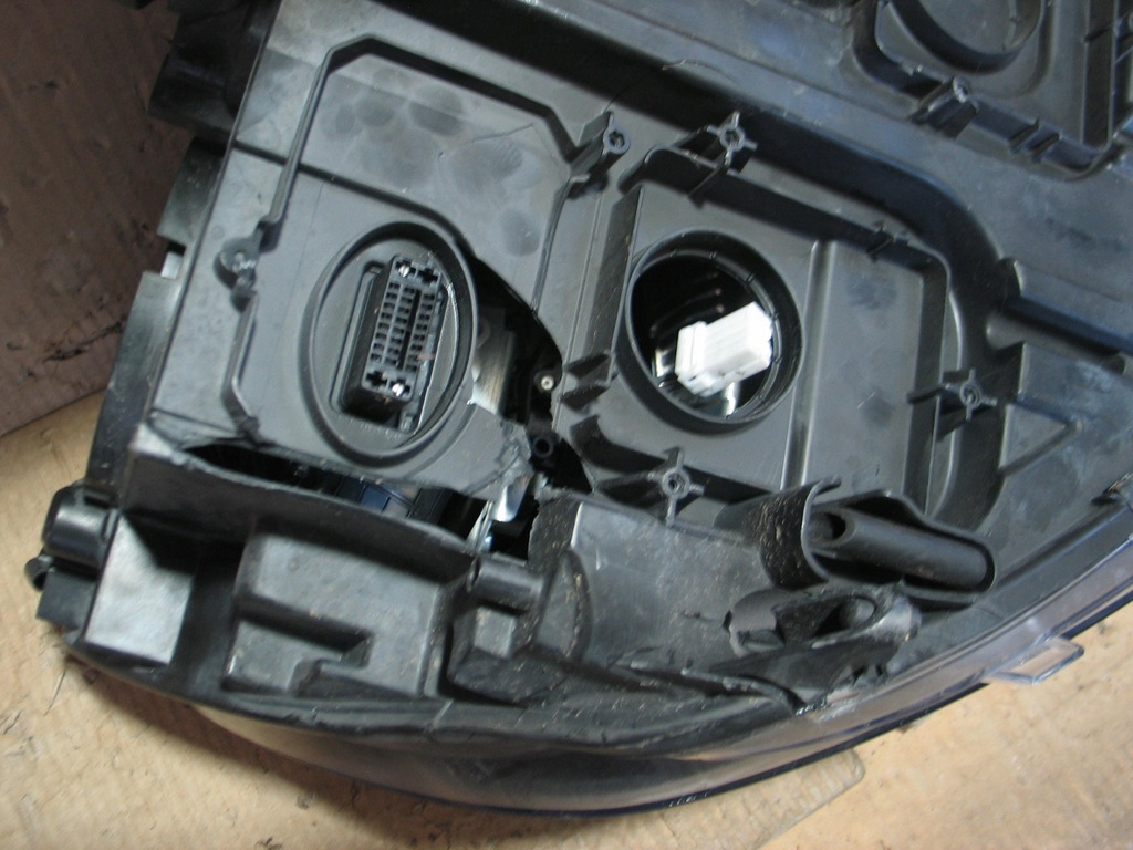 фото №13, Лампа перед ксенон seat alhambra 2 ii 10r- 7n 7n5 7n5941751 europa