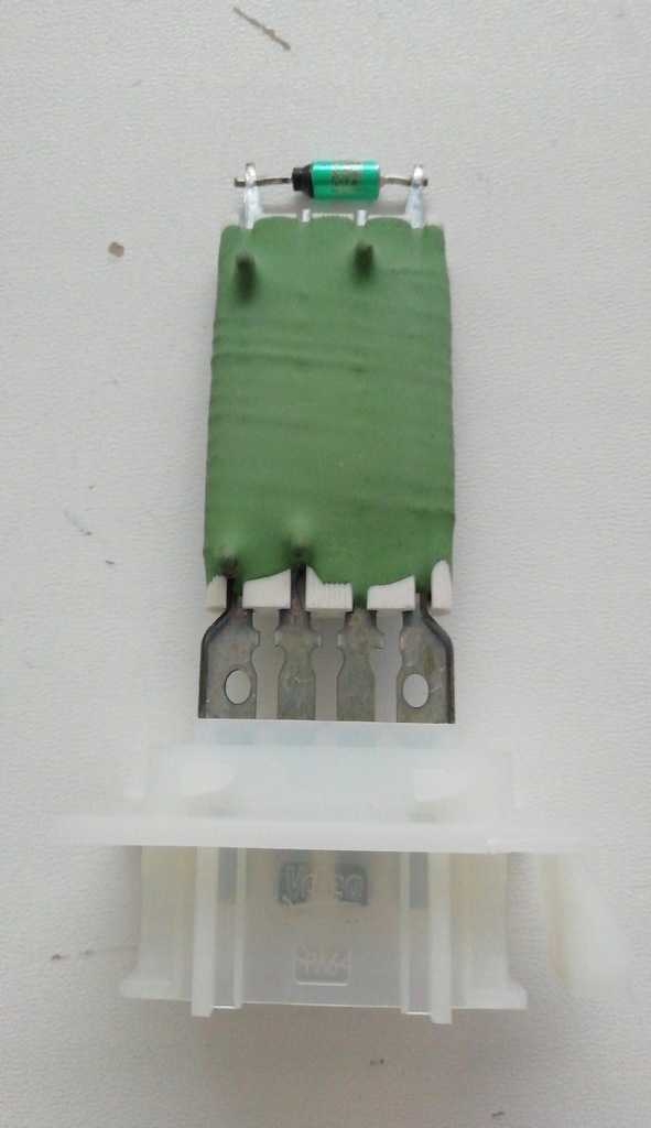 фото №11, Резистор вентилятора vw jetta 1.2 бензин. fuel 4.201