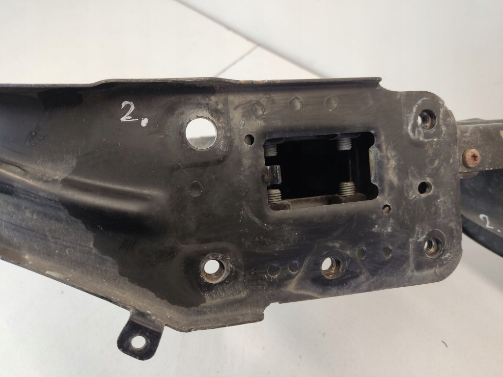 Амортизатор бампера передний перед сторона правая mercedes cls a2196200295 Киев