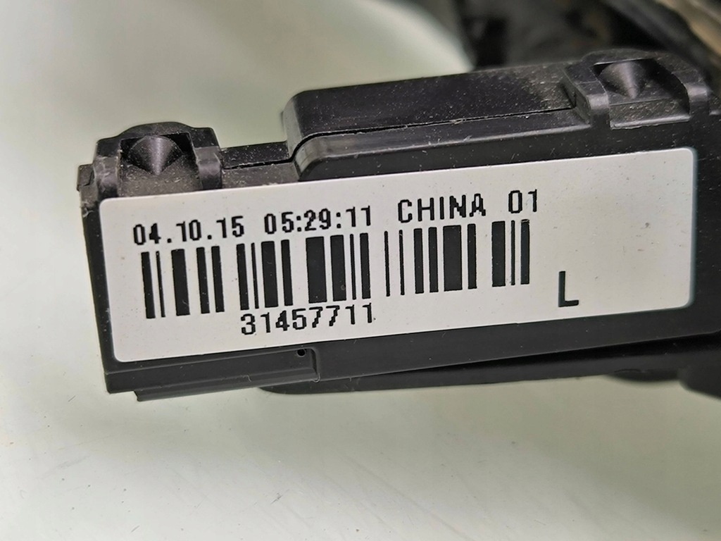 фото №8, Volvo xc90 2016 рамка панели приборной панели