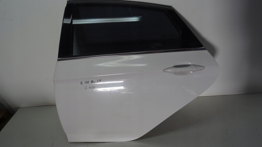 фото №1, Hyundai i40 2014r sedan дверь левая задние цвет ncw