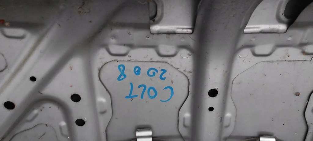 фото №13, Капот colt z30 крышка двигателя