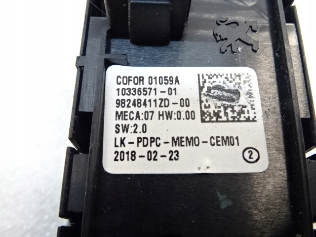 фото №9, Peugeot 3008 ii лівий передній перемикач вікон 98248411zd