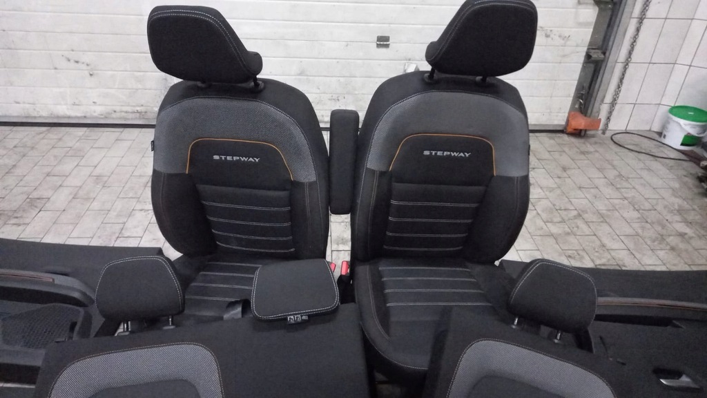 фото №8, Сидіння сидіння заднє сидіння комплект dacia sandero iii stepway стан jak nowe