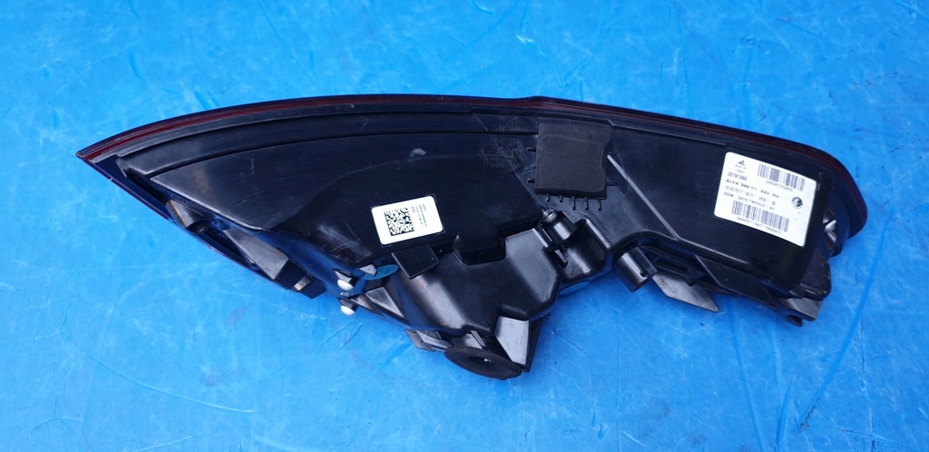 фото №8, Лампа задня задня права alfa romeo stelvio 505358050 usa