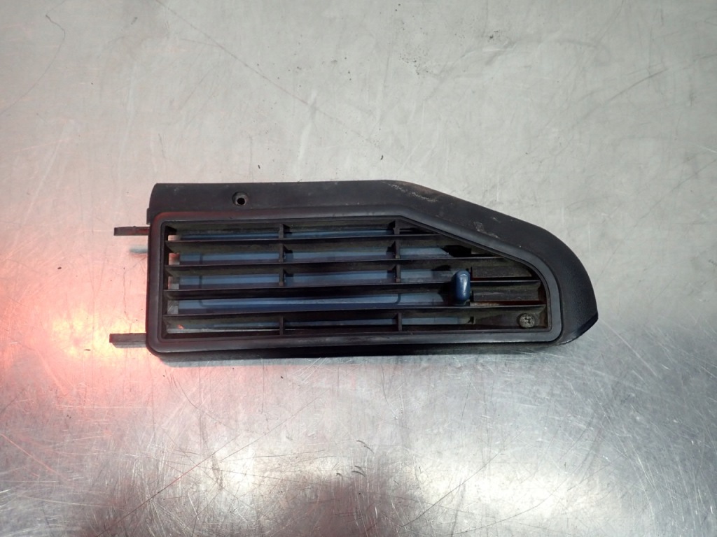 Купить Решётка обдув дверь левая передняя volkswagen t3