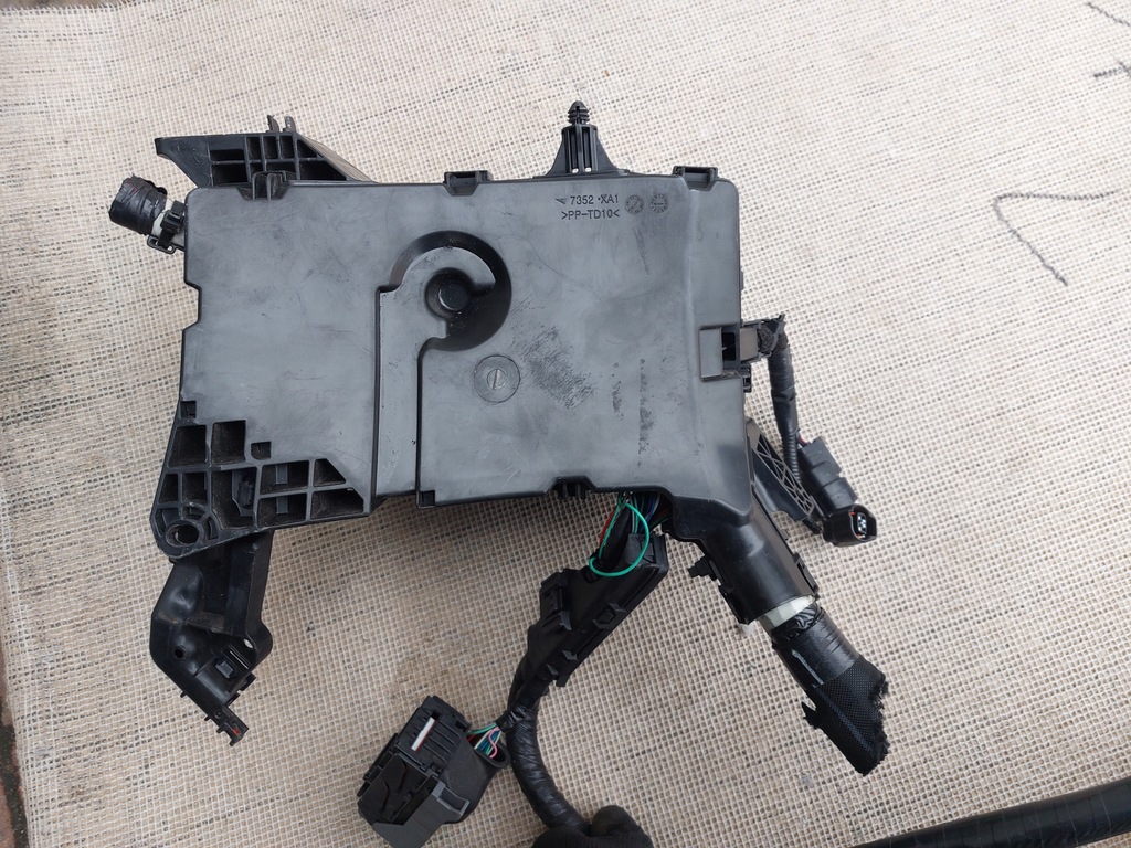 фото №7, Коробка запобіжників lexus ct 200h 15r 82662-76011