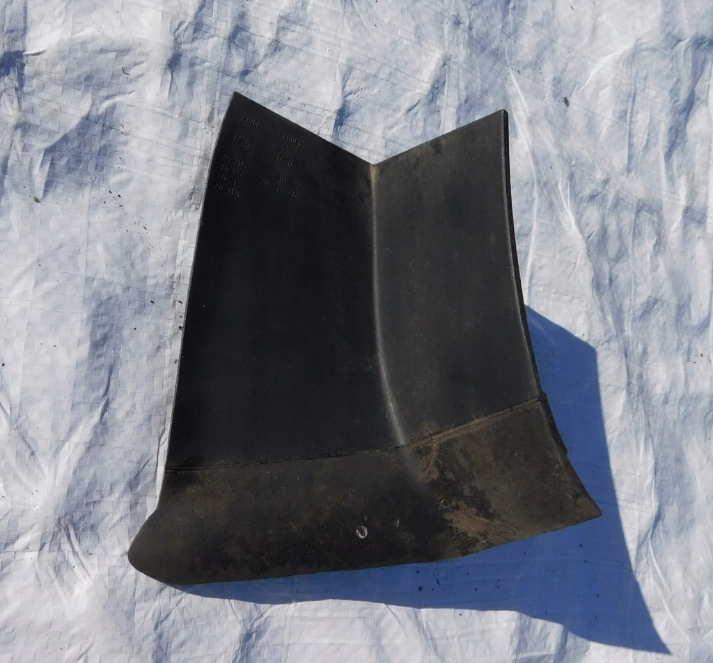 фото №1, Leon iv 5f защита корпус лампы правый задняя 5fa945254