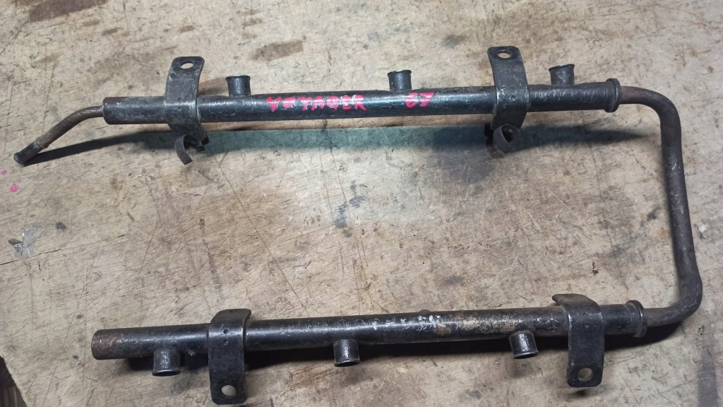 Купити Молдинг упорскування mercedes w210 3.2 v6