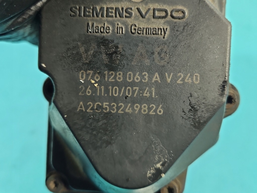 Дроссельная заслонка vw crafter 06- 076128063a 2.5 tdi cecg Недорого