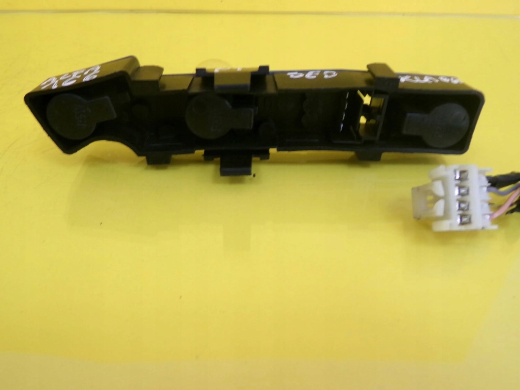 фото №5, Вкладиш лампи правий задня w кришка alfa romeo 166 nr1191