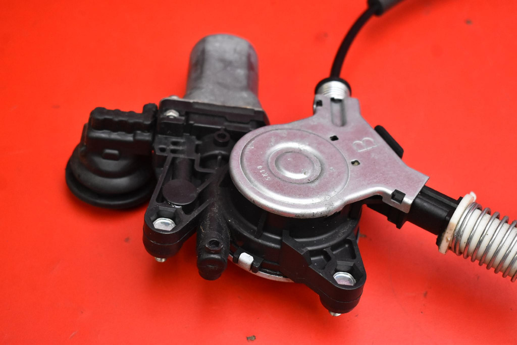 Підйомник скло лівий перед eu n1215858x mazda mx5 mx-5 4 iv nd 15-18 Ціна