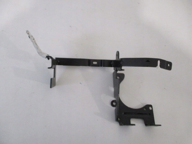 фото №4, Ds7 crossback кронштейн разъём зарядки новый 9824152480