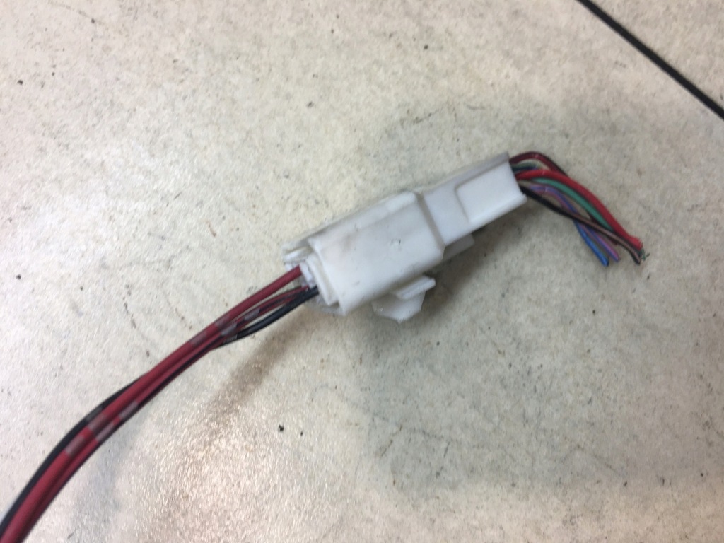 фото №5, Замок дверь правый перед space star i