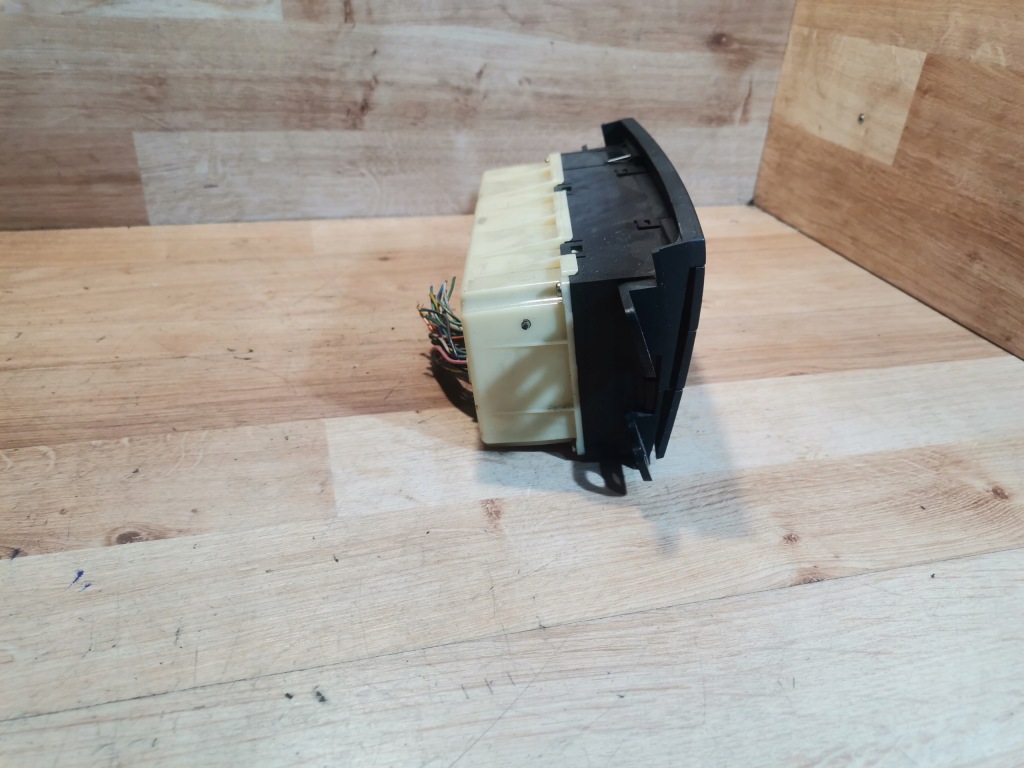 фото №4, Панель керування кондиціонера mazda premacy i