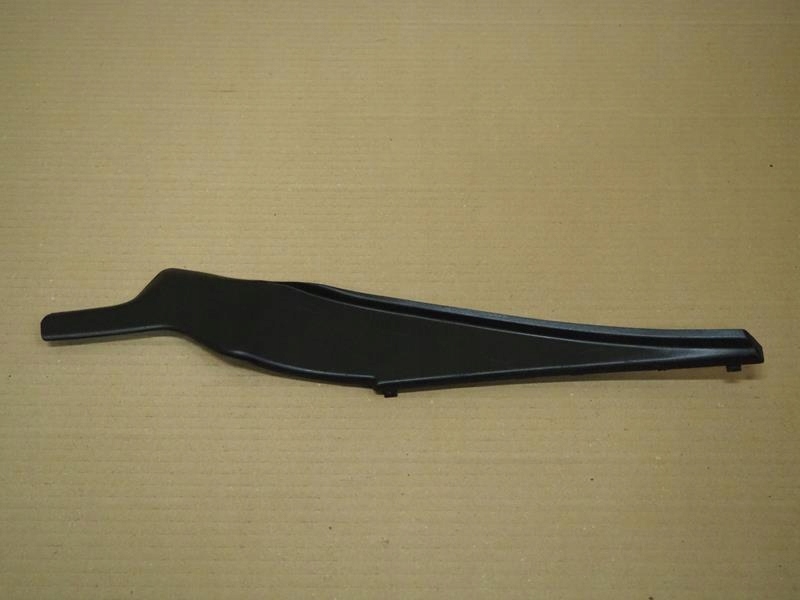 фото №1, Кутик жабо лівий renault kadjar 727615502r