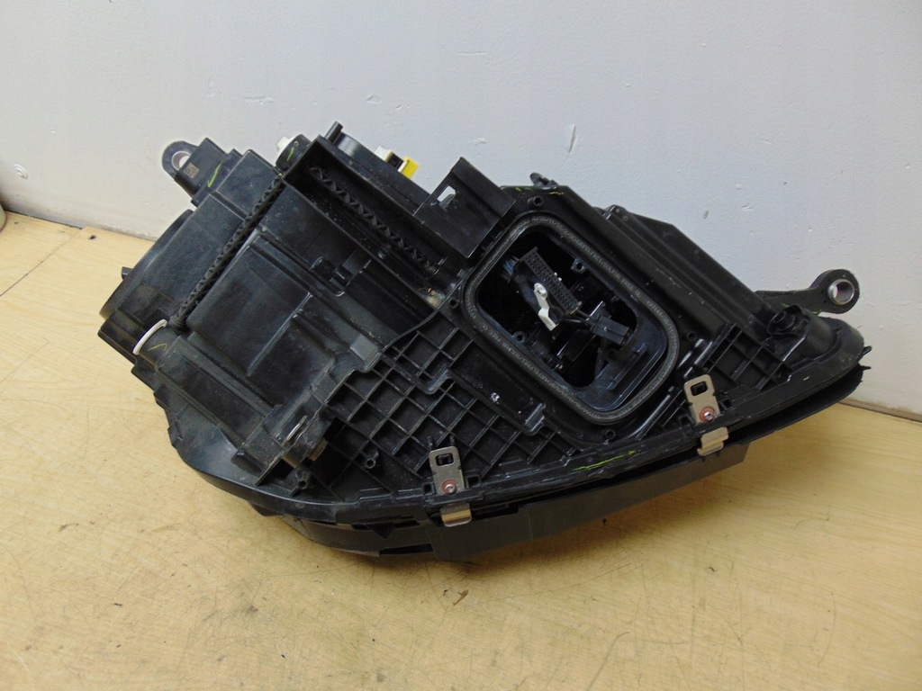 фото №14, Лампа левая перед mercedes gle w167 2019- europa