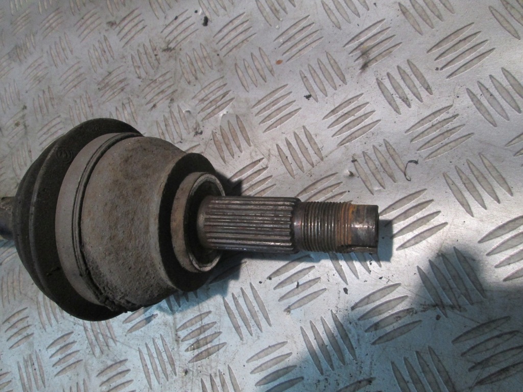 фото №5, Приводной вал правая шарниры alfa romeo 147 1.6 ts