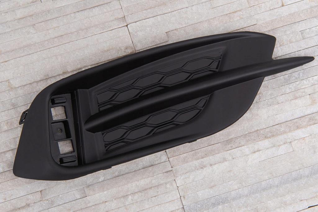 фото №8, Honda civic x 2016-2019 заглушка заднього протитуманної фари ліва 71508teat00