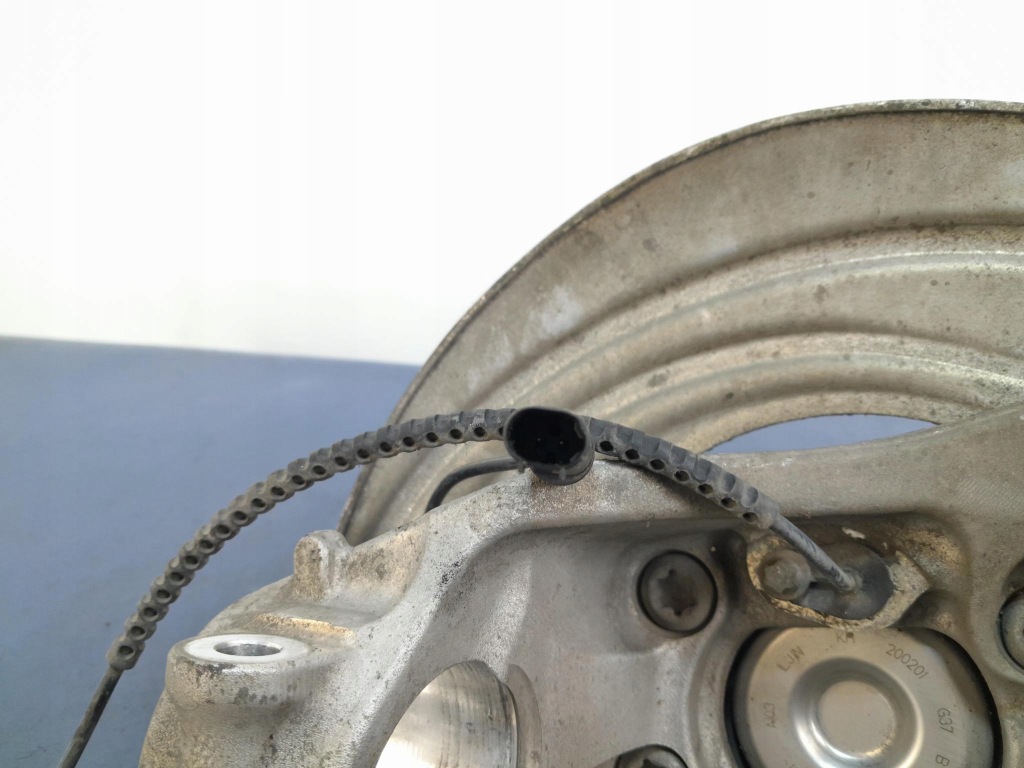 фото №4, Bmw 3 g20 g21 2.0 b поворотний кулак ступиця перед ліва