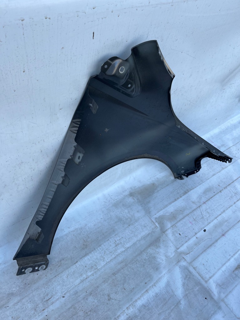 фото №12, Mercedes b-klasa w247 18- крила лівий перед передній оригінал