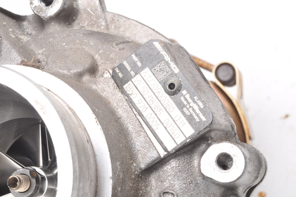 фото №6, Aston martin db11 amg gt gts c190 glc x253 4.0 v8 турбина a1770900080