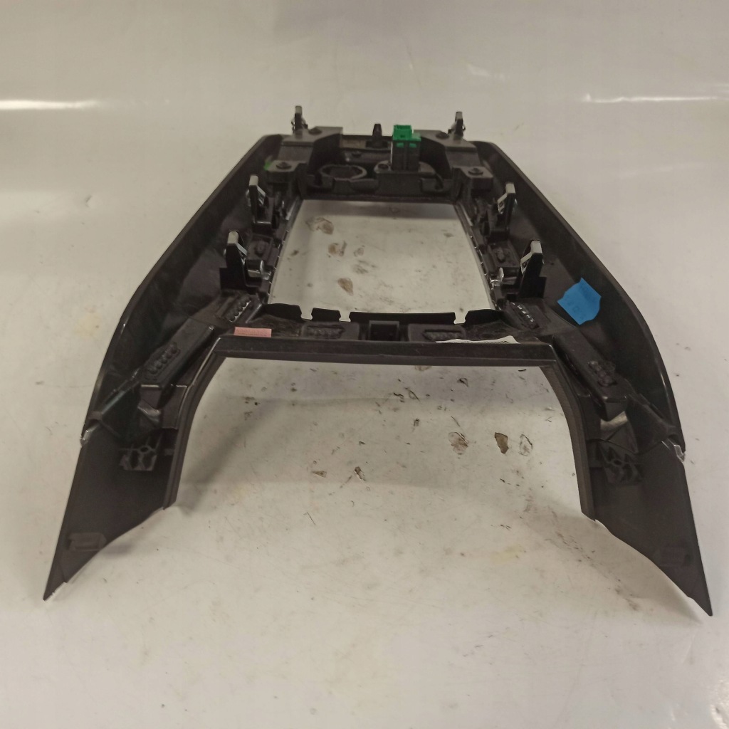 Peugeot 308 t9 декоративная  консоли центральной 98088089xu с Разборки