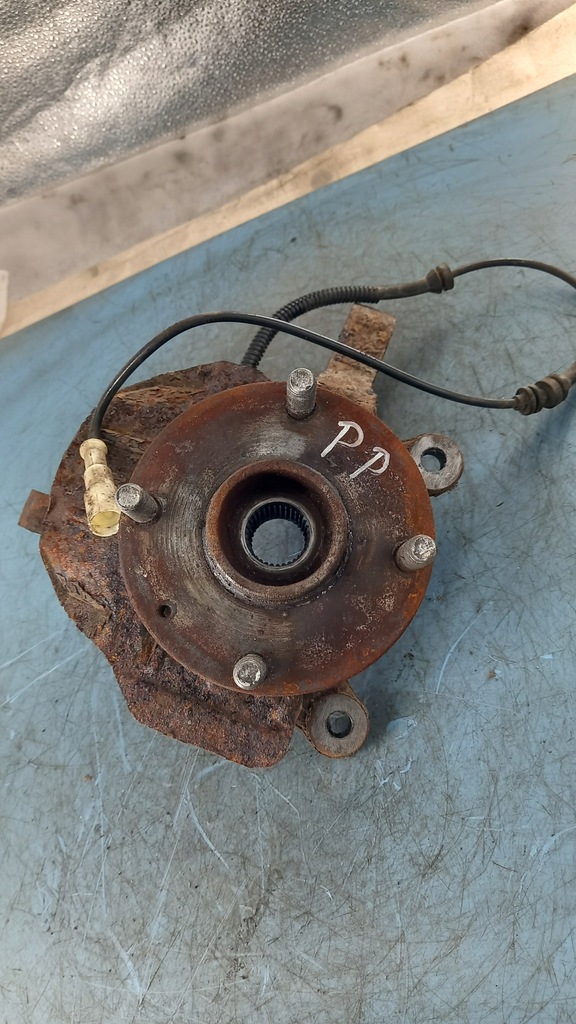 фото №1, Поворотный кулак правый перед nubira chevrolet 2.0d 07r