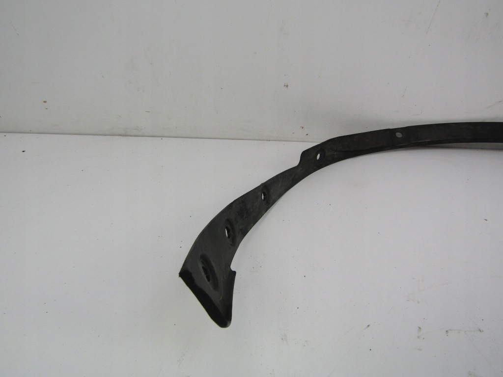 фото №7, Volvo ex30 накладка молдинг крила права перед cross country 80030396 rh