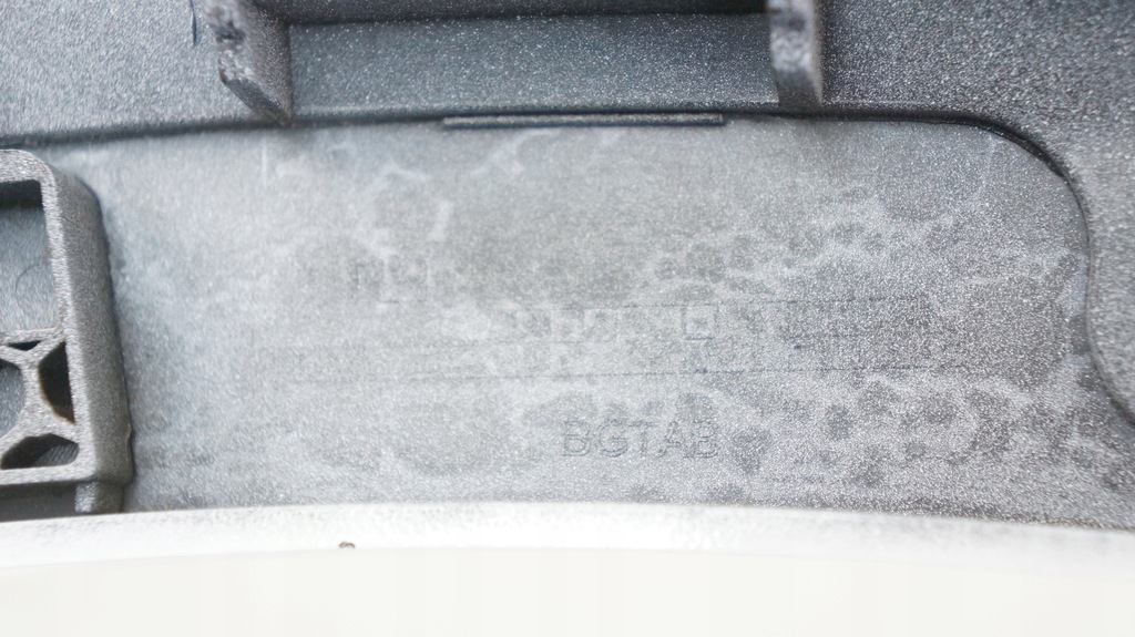 фото №8, Ford puma молдинг накладка крила правий задня