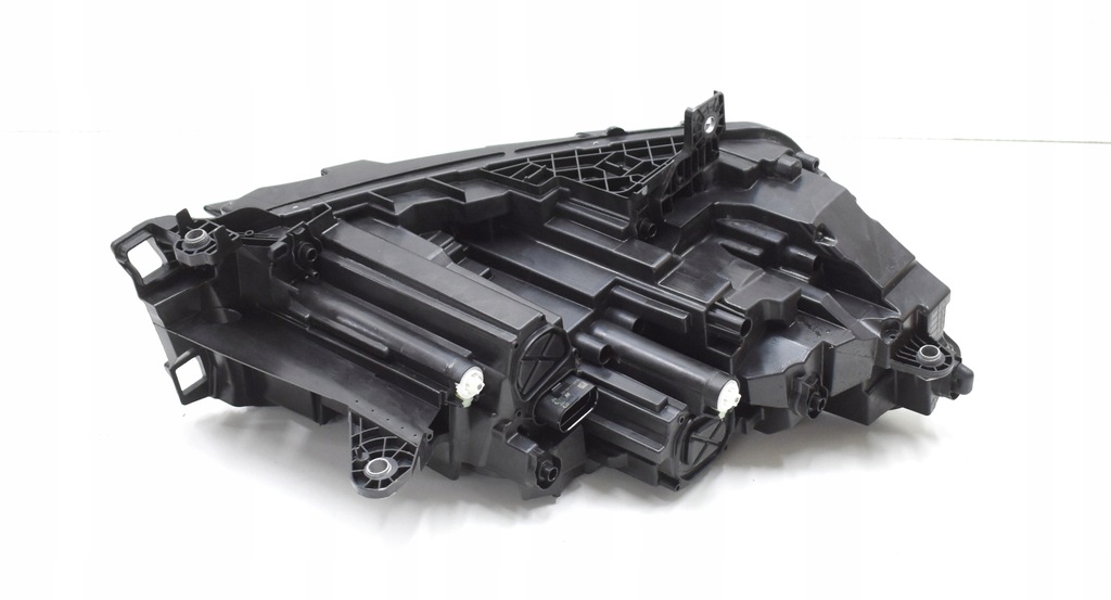 фото №11, Skoda enyaq 5lb лампа левая перед передняя crystal org eu 5lb941015h