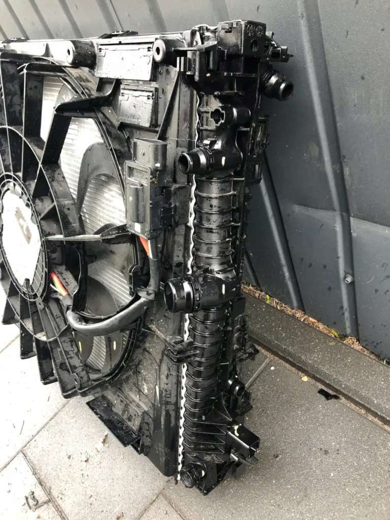 Комплект радіатор з вентилятор bmw x3m f97 x4m f98 Недорого